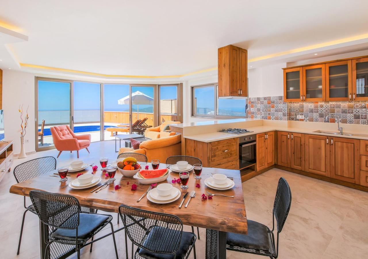 Villa 5 Sleeps 6 Isolated Pool See And Montain View-Villa Kartal Yuvasi Uzumlu  Bagian luar foto